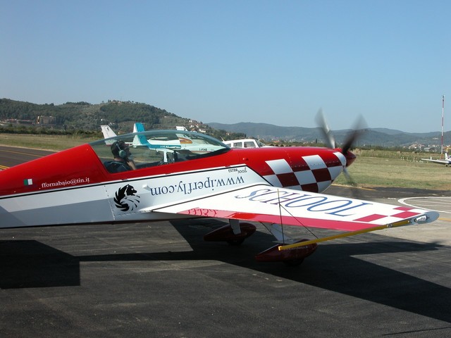 039 - Extra 300L D-ETZE