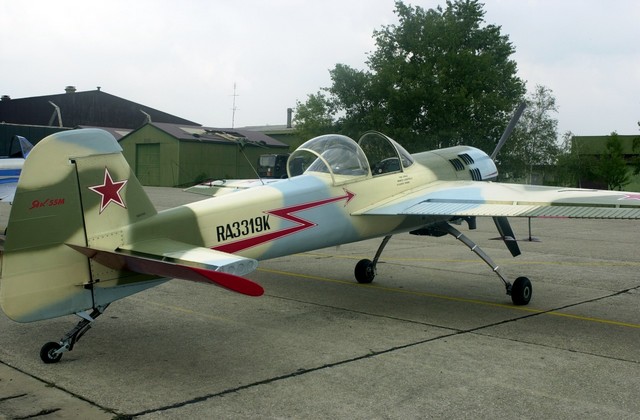 Lo YAK-55M di Claudio Rossi (3)