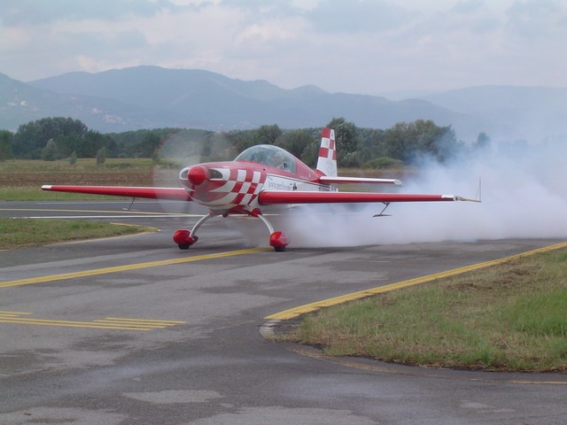 2004-09-12 IX Trofeo Reggiani - F. Fornabaio su Extra 300L D-ETZE