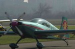 Extra 300L