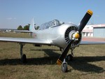 110 - YAK-52 LY-AMO