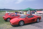 Le Ferrari schierate accanto agli aeroplani (2) [Marco Tricarico]