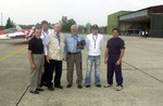 I volontari dell'Aero Club Novara-Cameri con Dallan e Bosoni